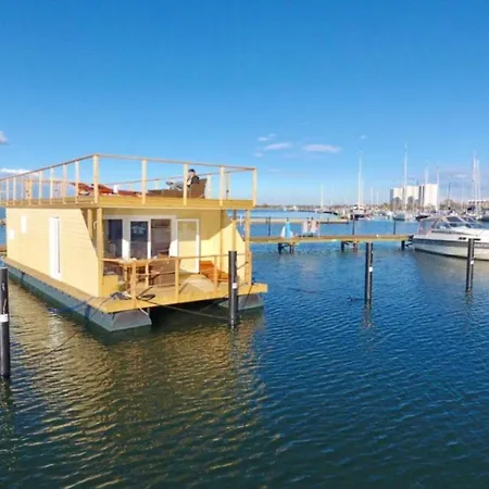 Houseboat South Beach Burgtiefe auf Fehmarn